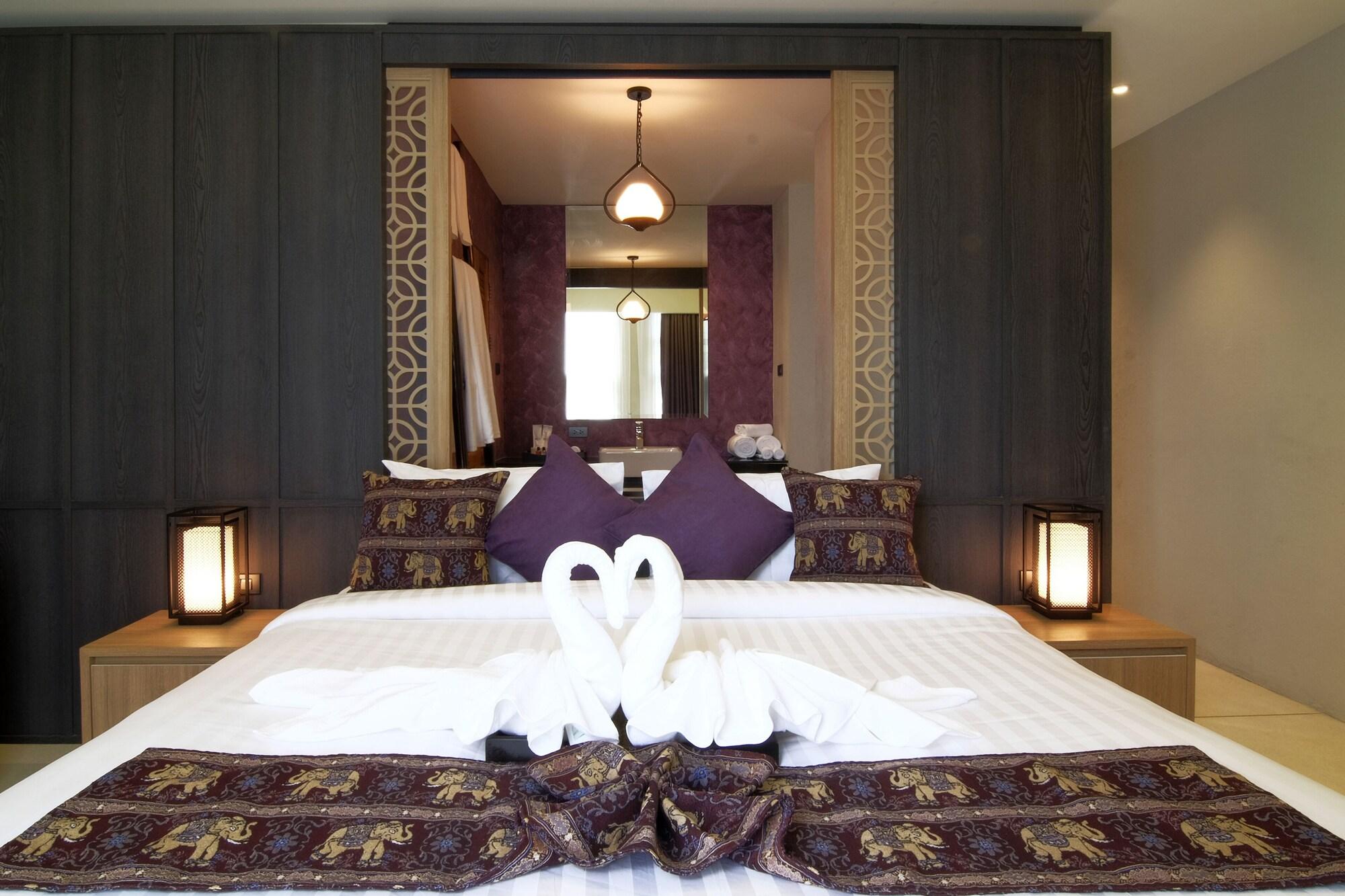 Tapae Gate Villa Chiang Mai Bagian luar foto